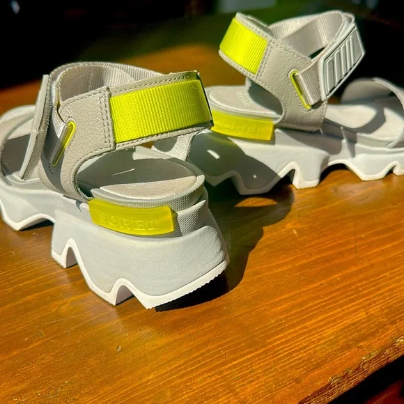 Sorel Kinetic Sandal - Picture 3 of 6